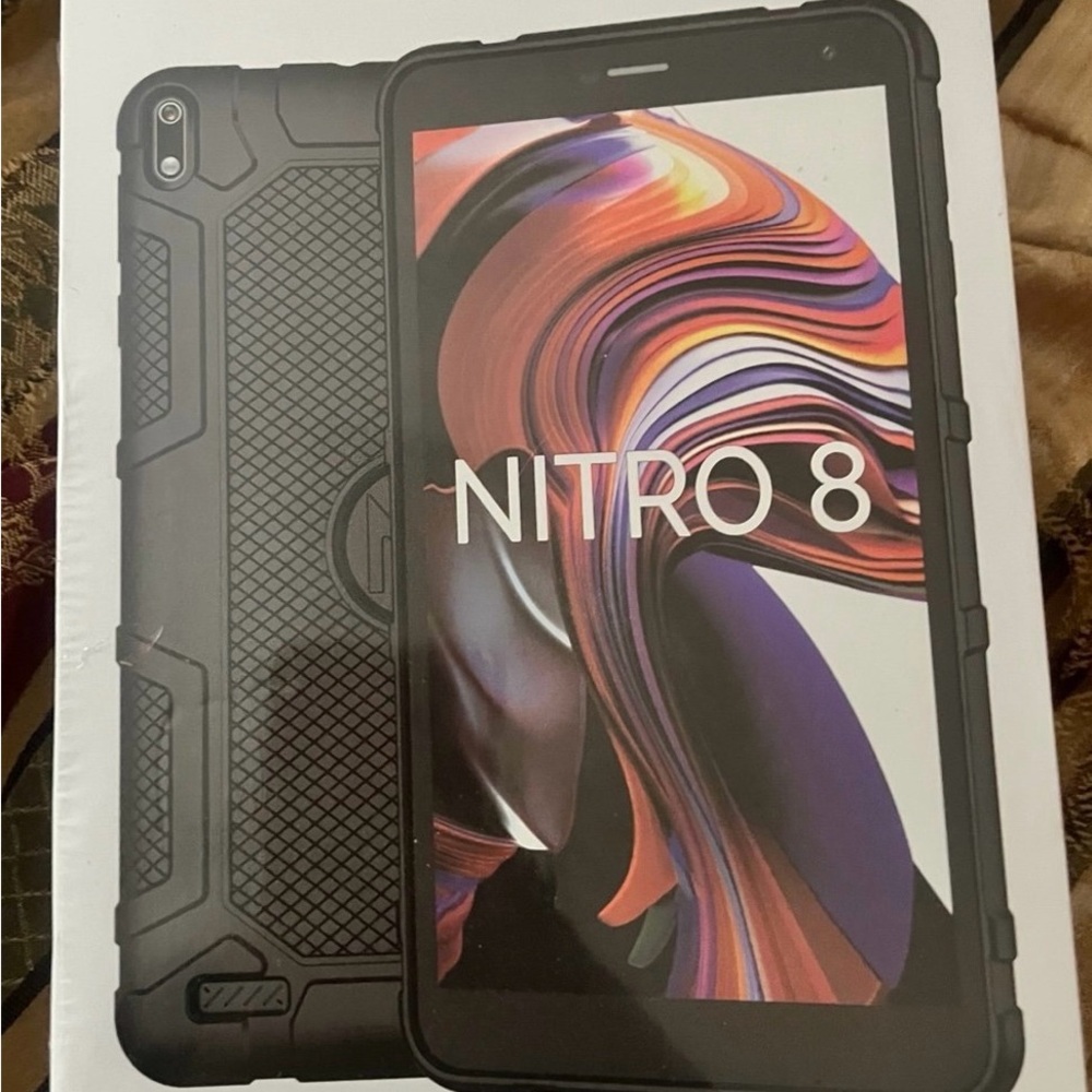 Nitro 8 tablet , BRAND NEW IN BOX, NEVER USED